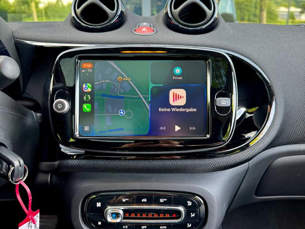 Smart EQ forfour
