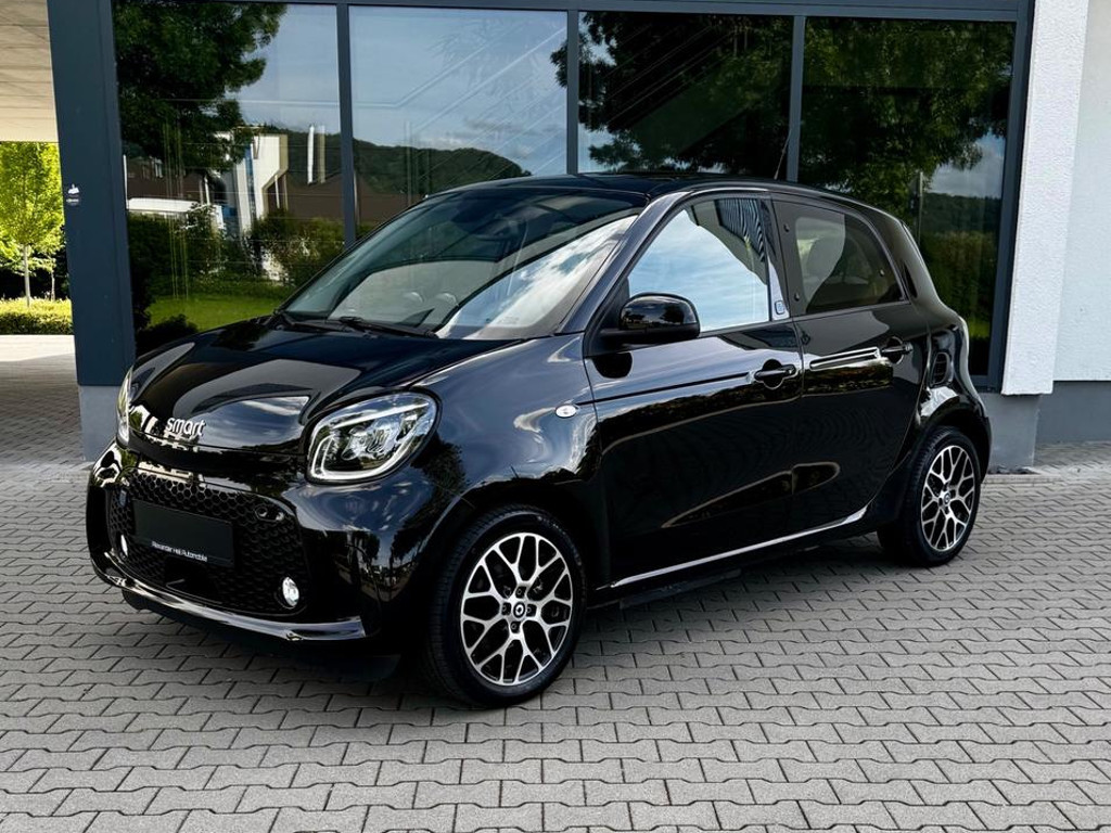 Smart EQ forfour