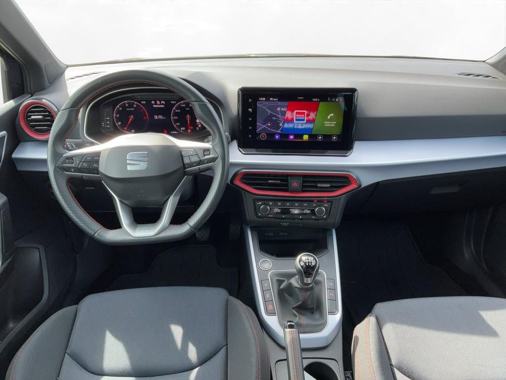 Seat Arona