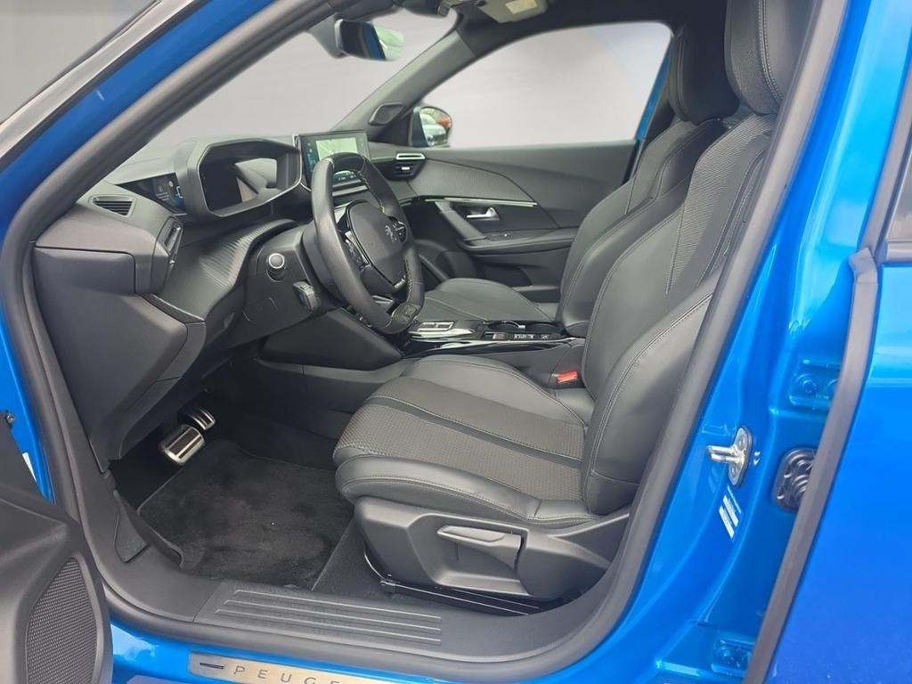 Peugeot e-2008