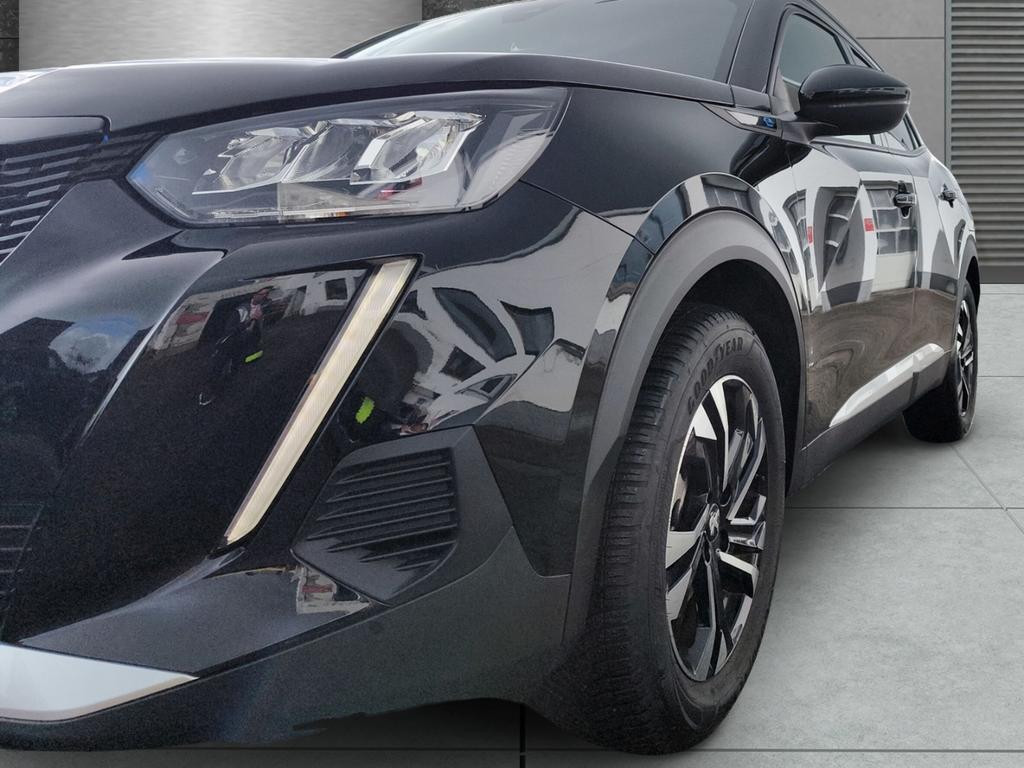 Peugeot e-2008