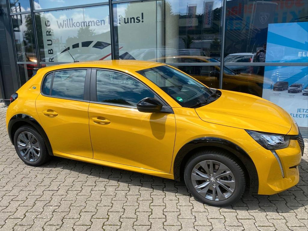 Peugeot e-208