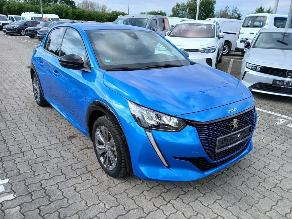 Peugeot e-208