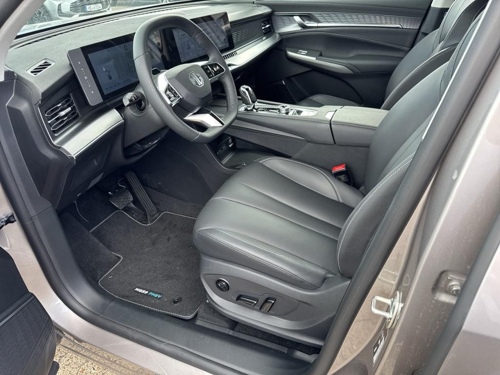 MG MGS9