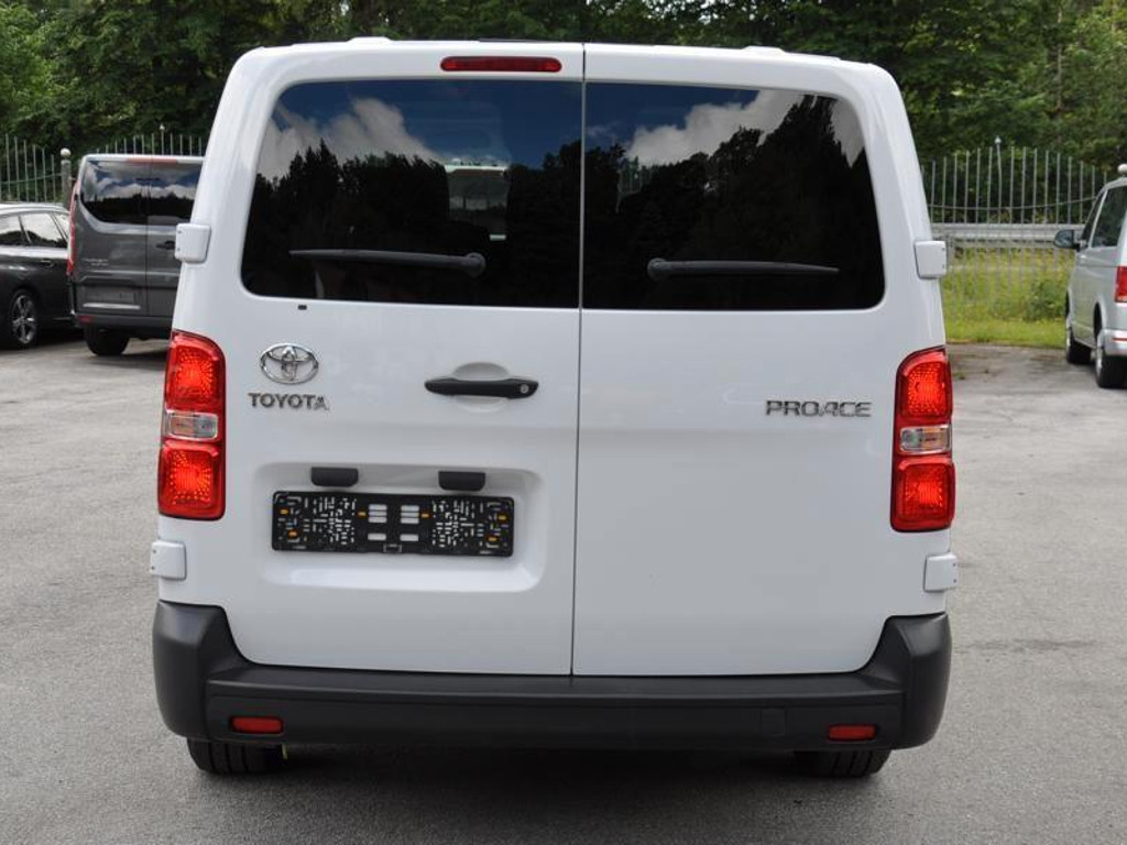 Toyota Proace (Verso)