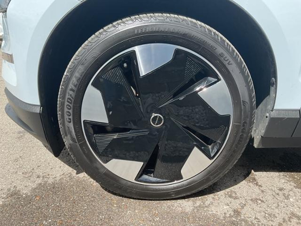 Volvo EX30