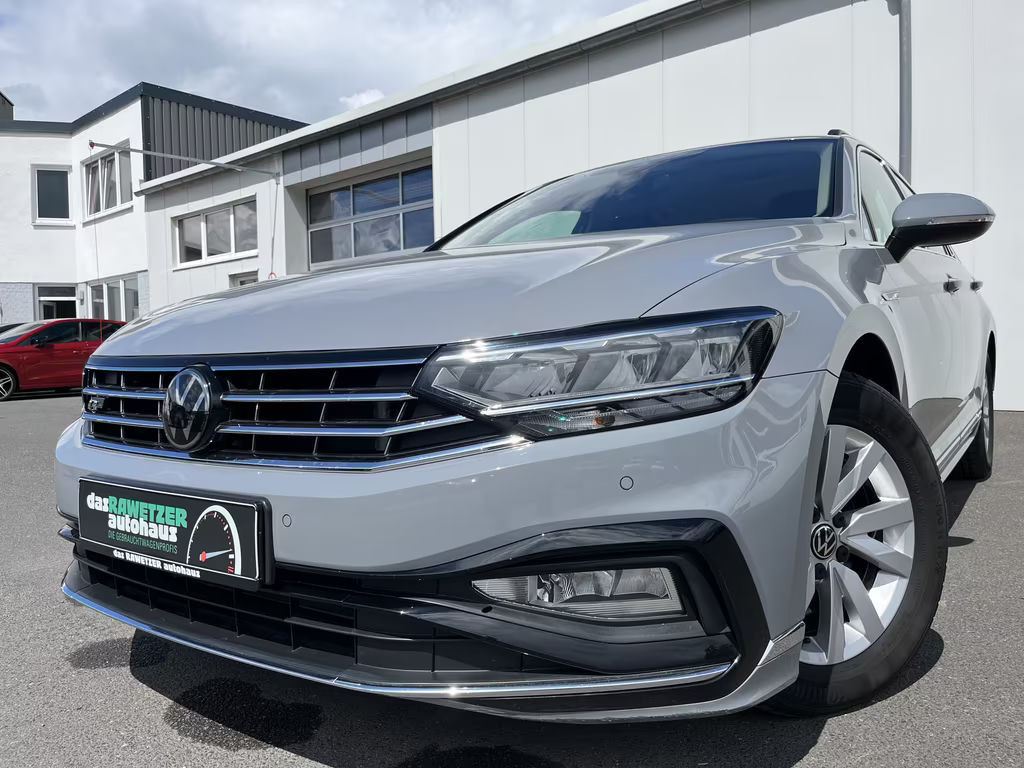 Volkswagen Passat DSG Variant R-Line 1.5 TSI