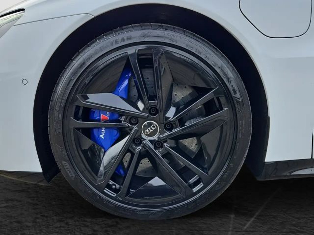 Audi RS e-tron GT