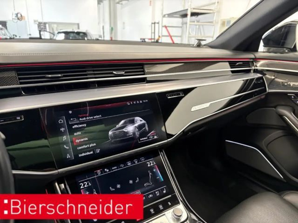 Audi S8