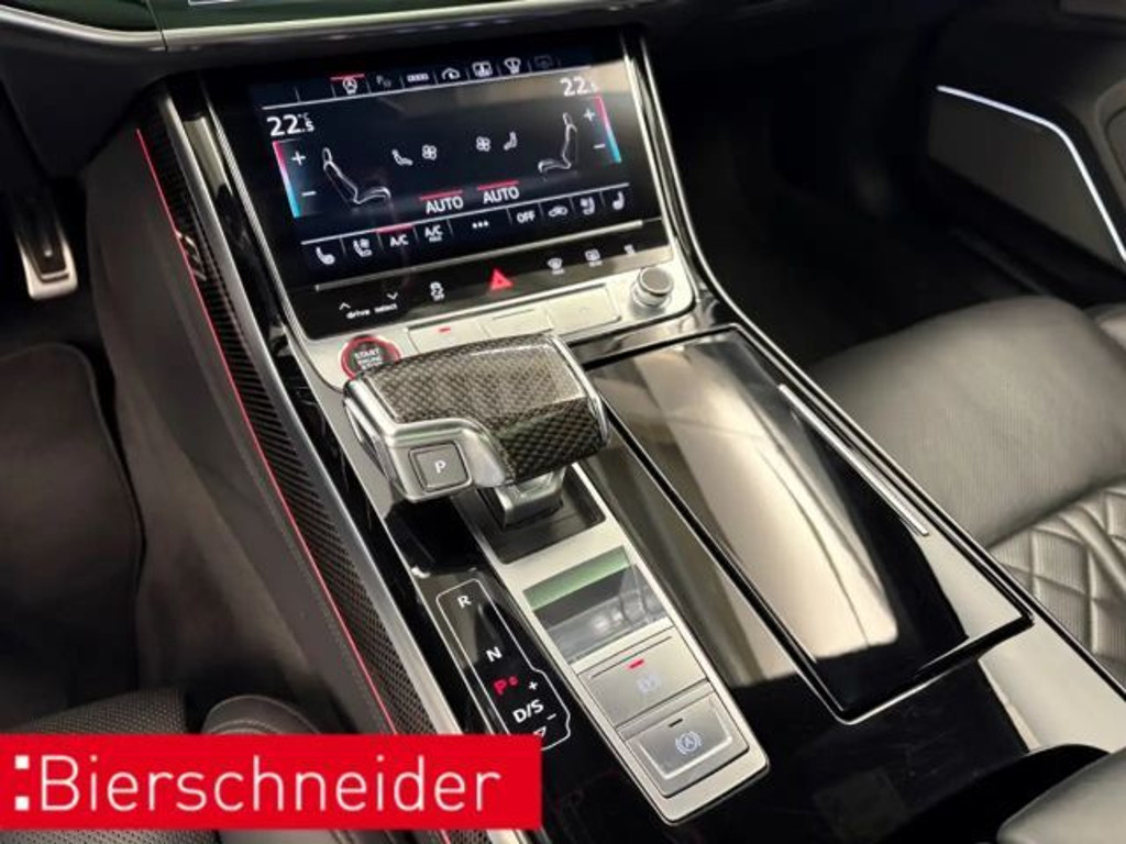 Audi S8