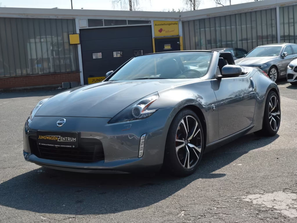 Nissan 370Z AUTOMATIK"Z Pack"NAVI"KAMERA"BOSE"XEN"KEYGO
