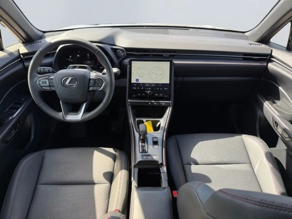 Lexus LBX