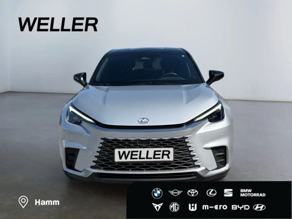 Lexus LBX