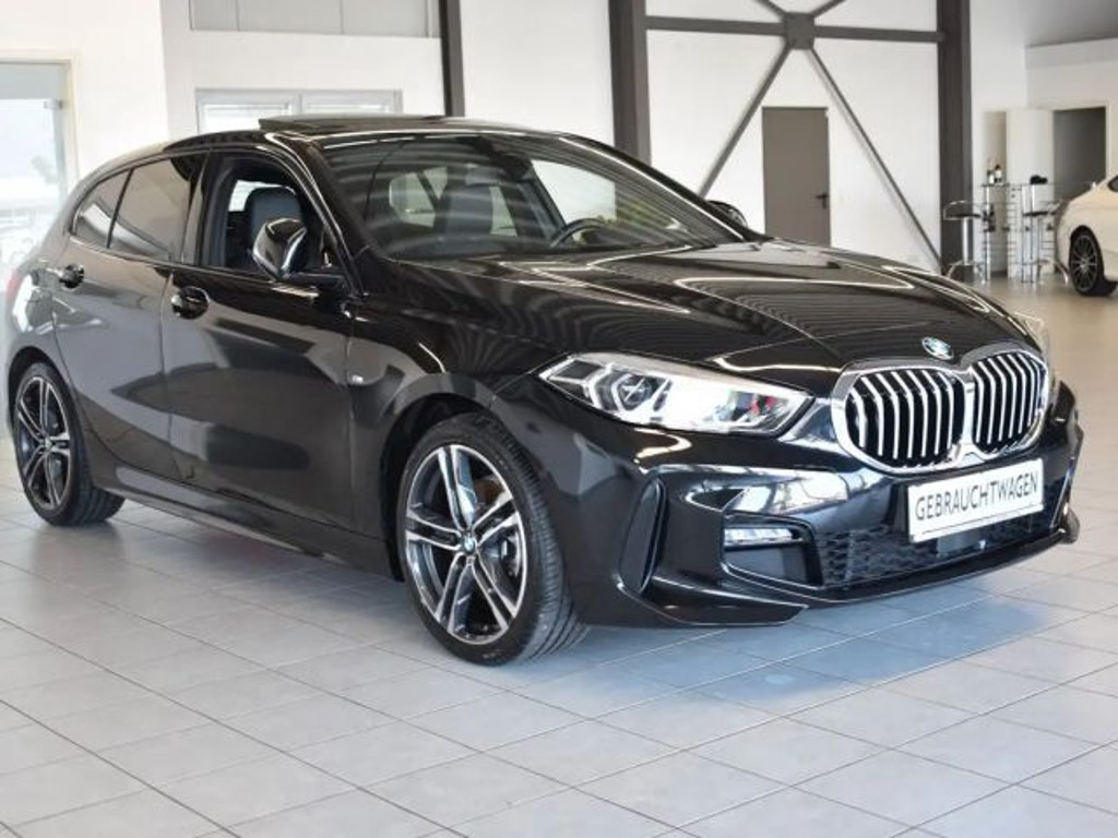 BMW 1 Serie 118 M-Sport Sedan 118i
