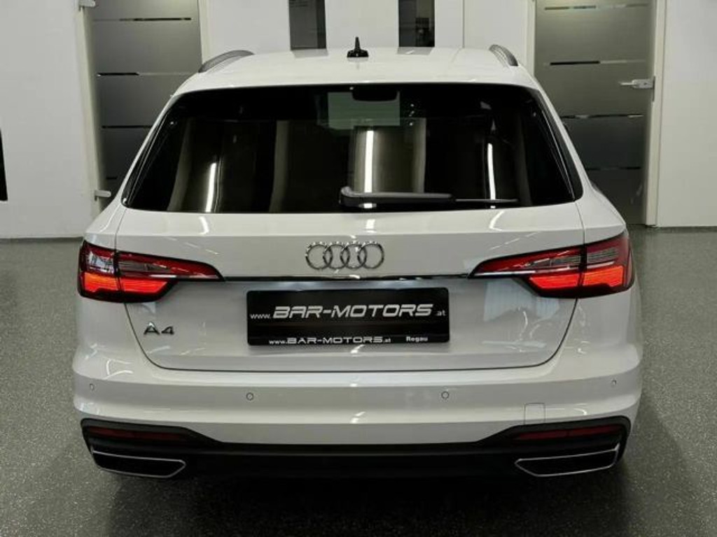 Audi A4 S-Line 35 TFSI