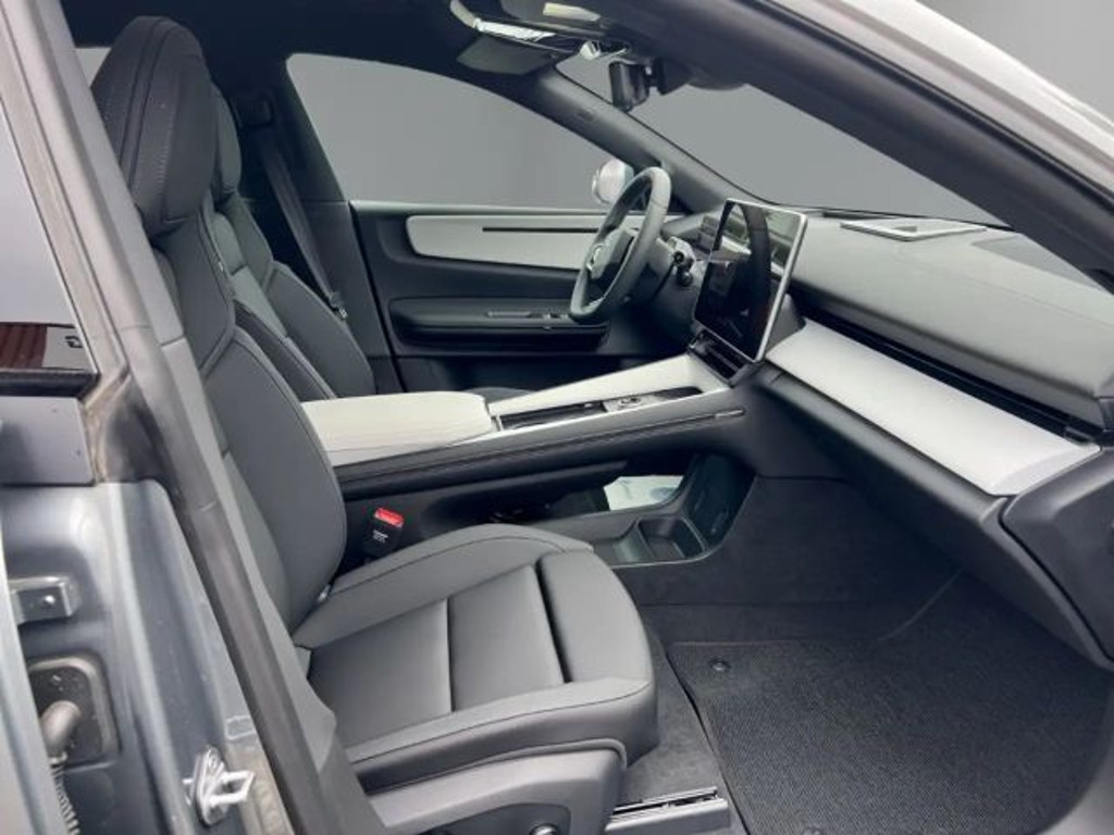 Polestar 4