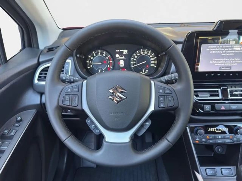 Suzuki S-Cross