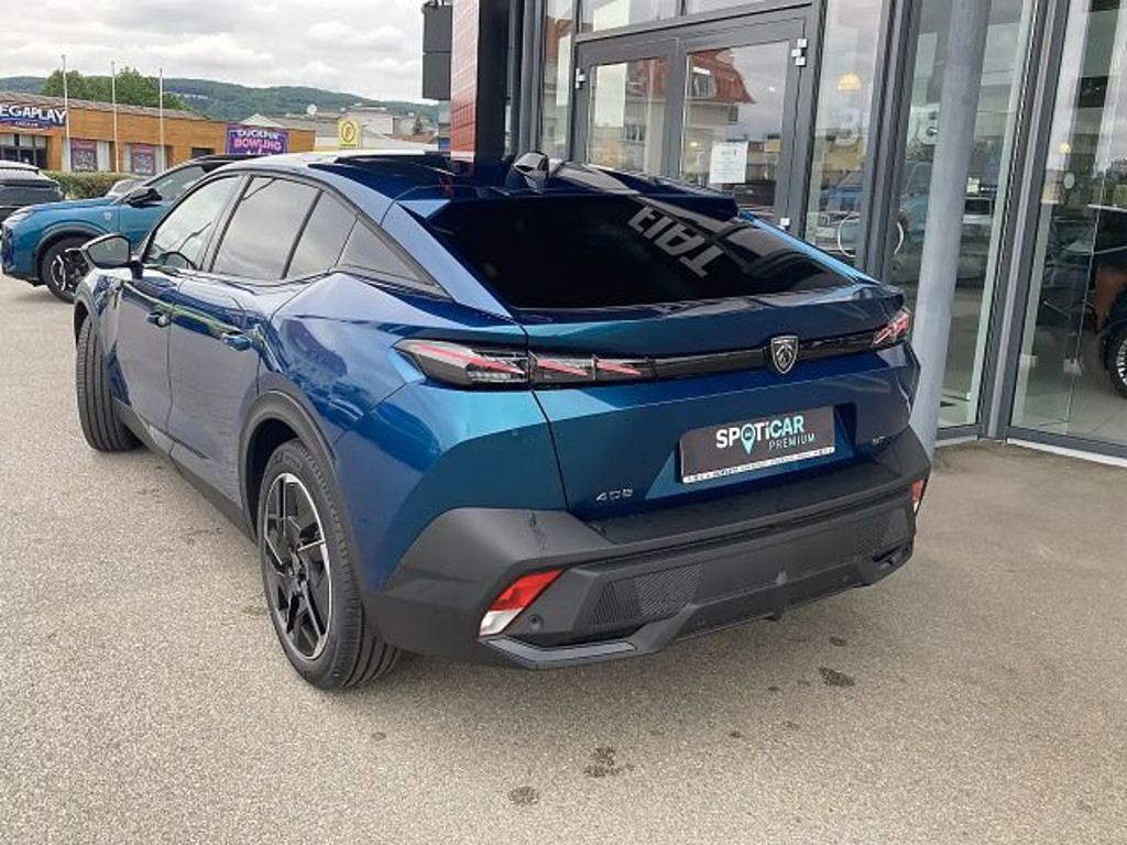Peugeot 408
