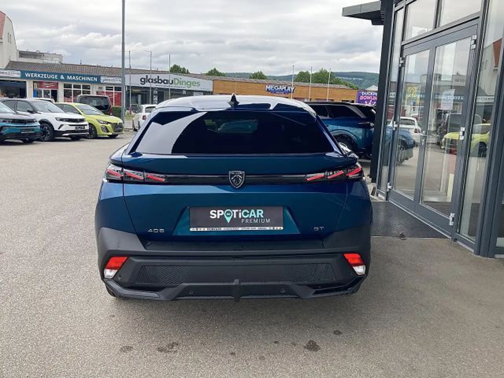 Peugeot 408