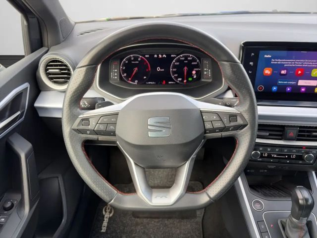 Seat Arona