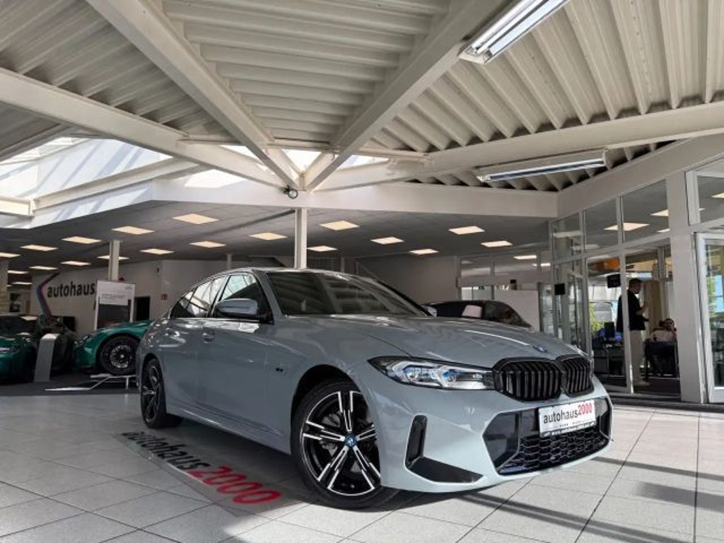 BMW 3 Serie 320 M-Sport Sedan 320e
