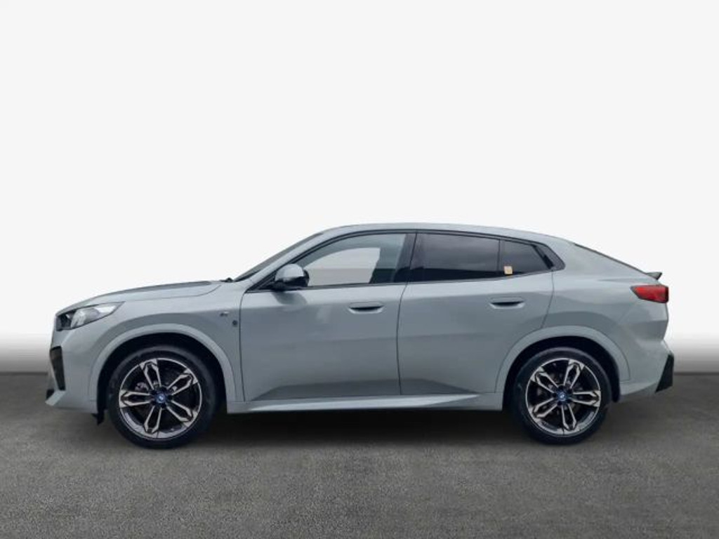 BMW iX2