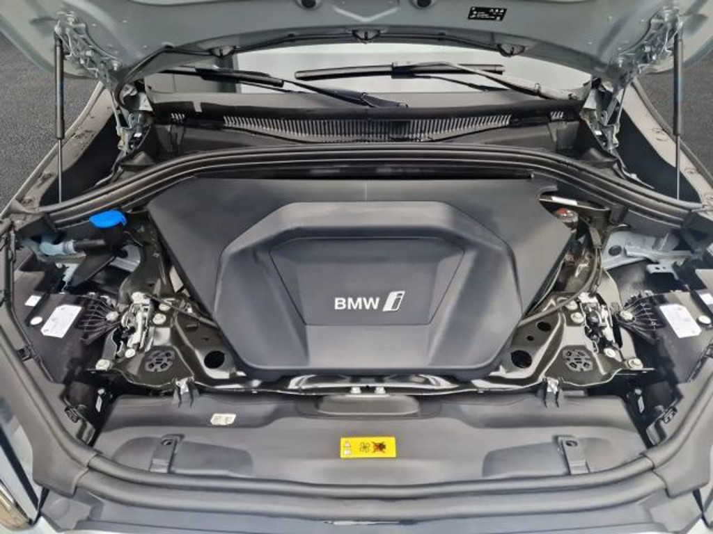 BMW iX2