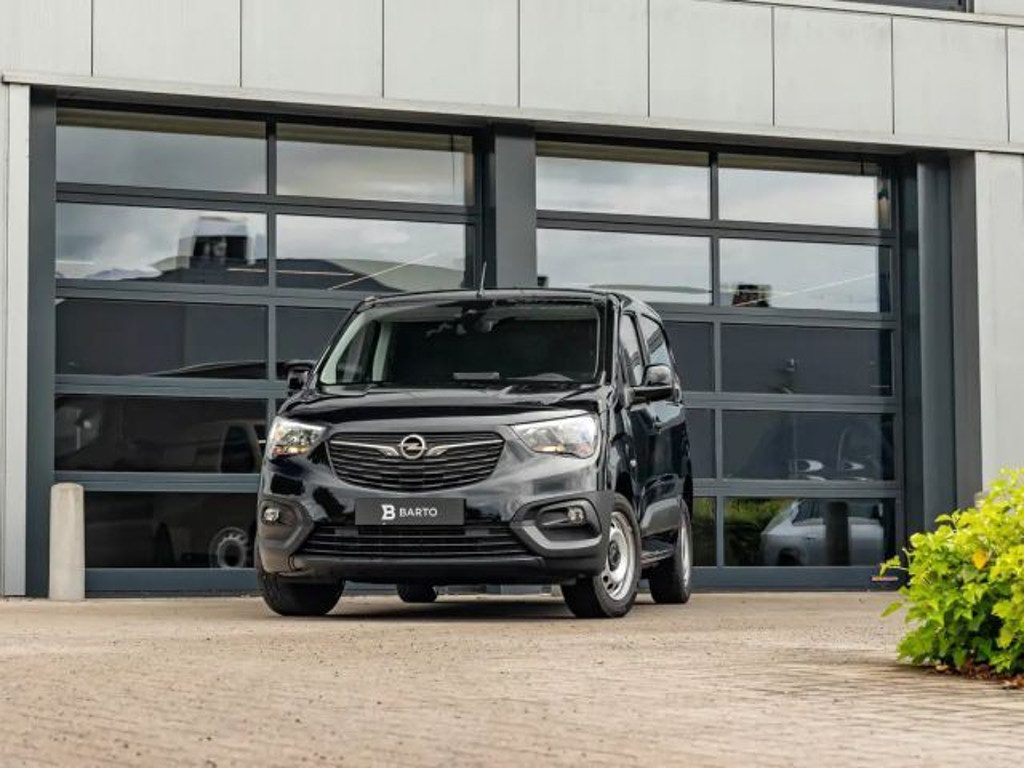 Opel Combo 130 PK AT | 3-Zit | Camera | Navi | Airco | Stu...