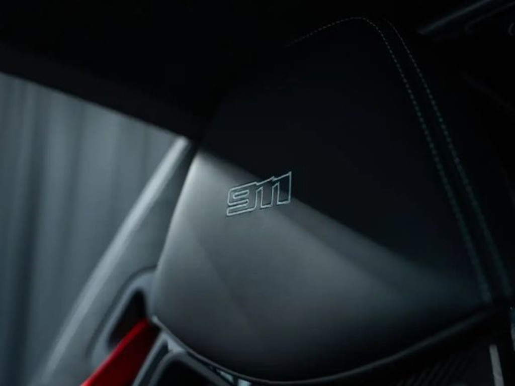 Porsche 911