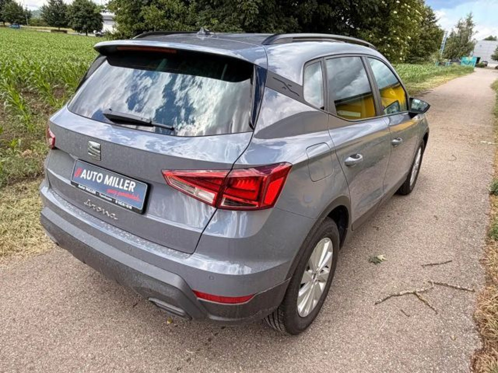 Seat Arona