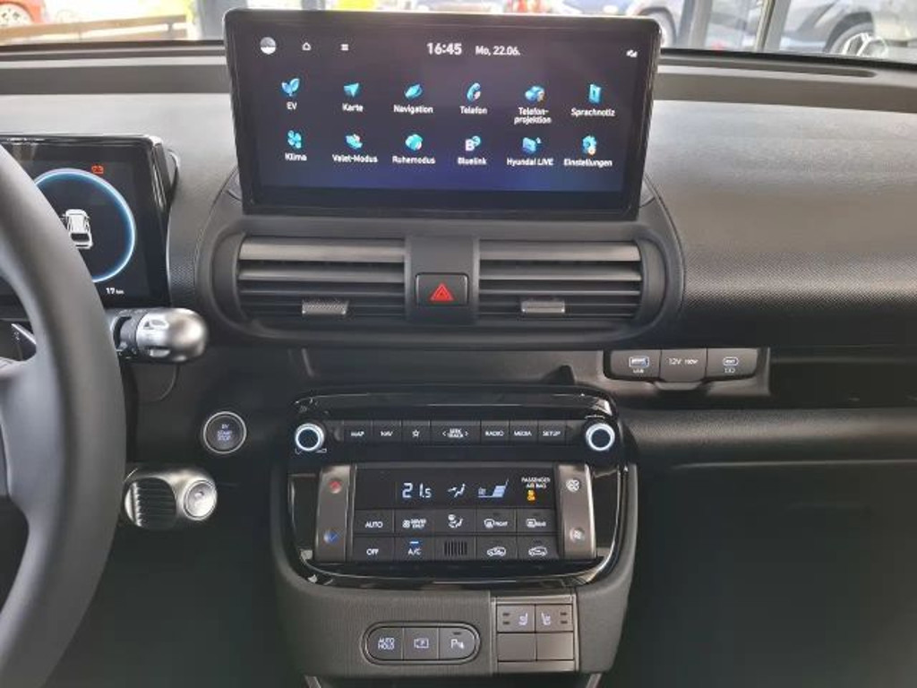 Hyundai INSTER