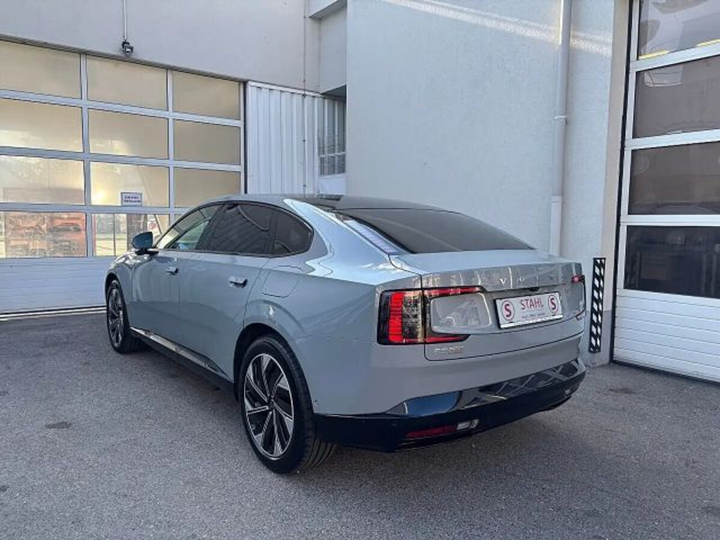 Volvo ES90
