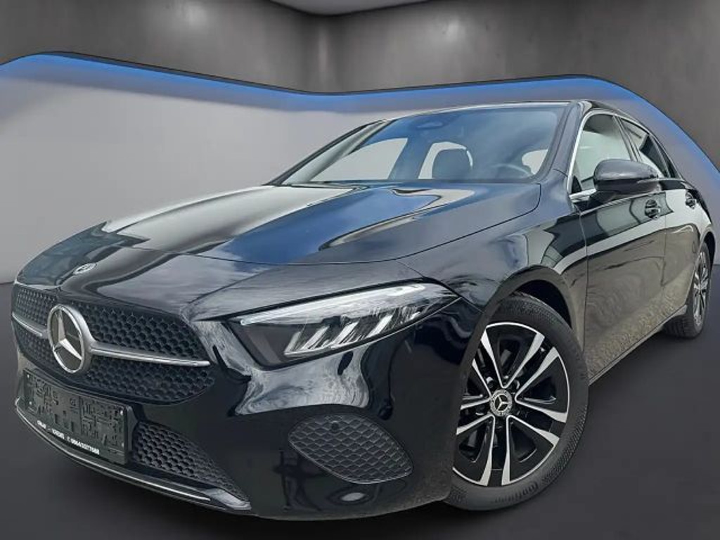 Mercedes-Benz A-Klasse A 180 A 180 d