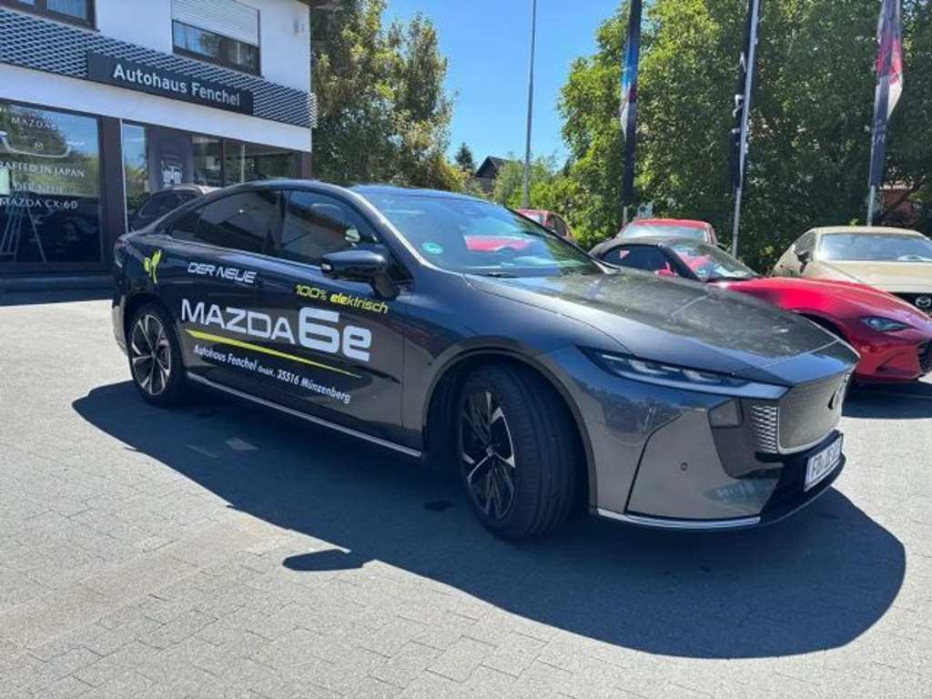 Mazda 6e