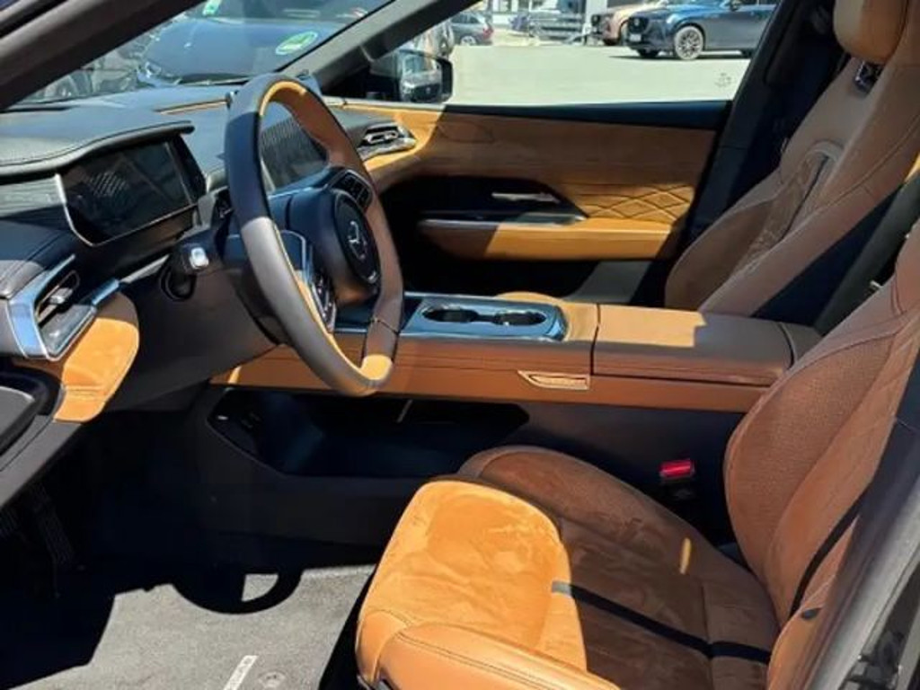 Mazda 6e