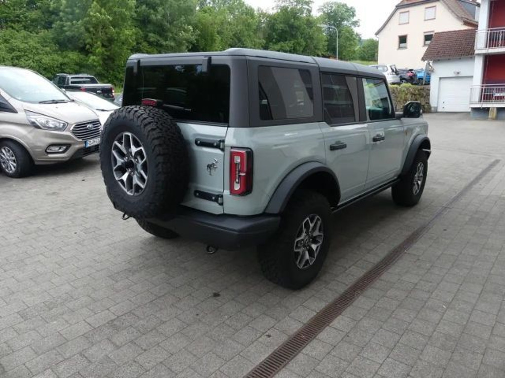 Ford Bronco