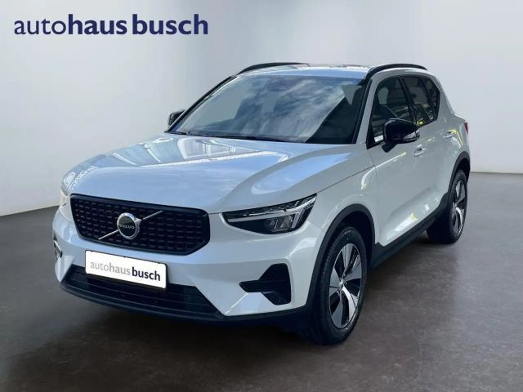 Volvo XC40 Plus Dark