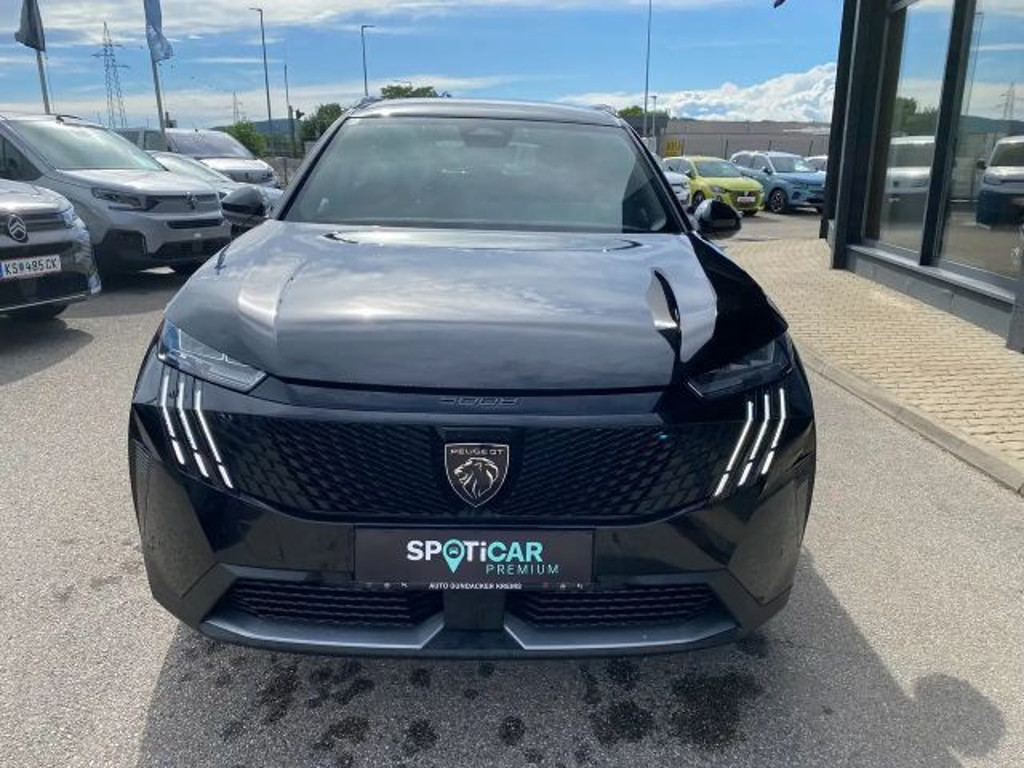 Peugeot E-5008