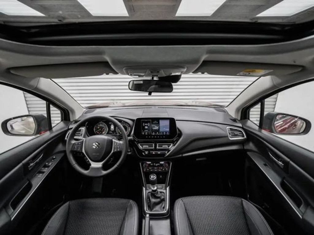 Suzuki S-Cross