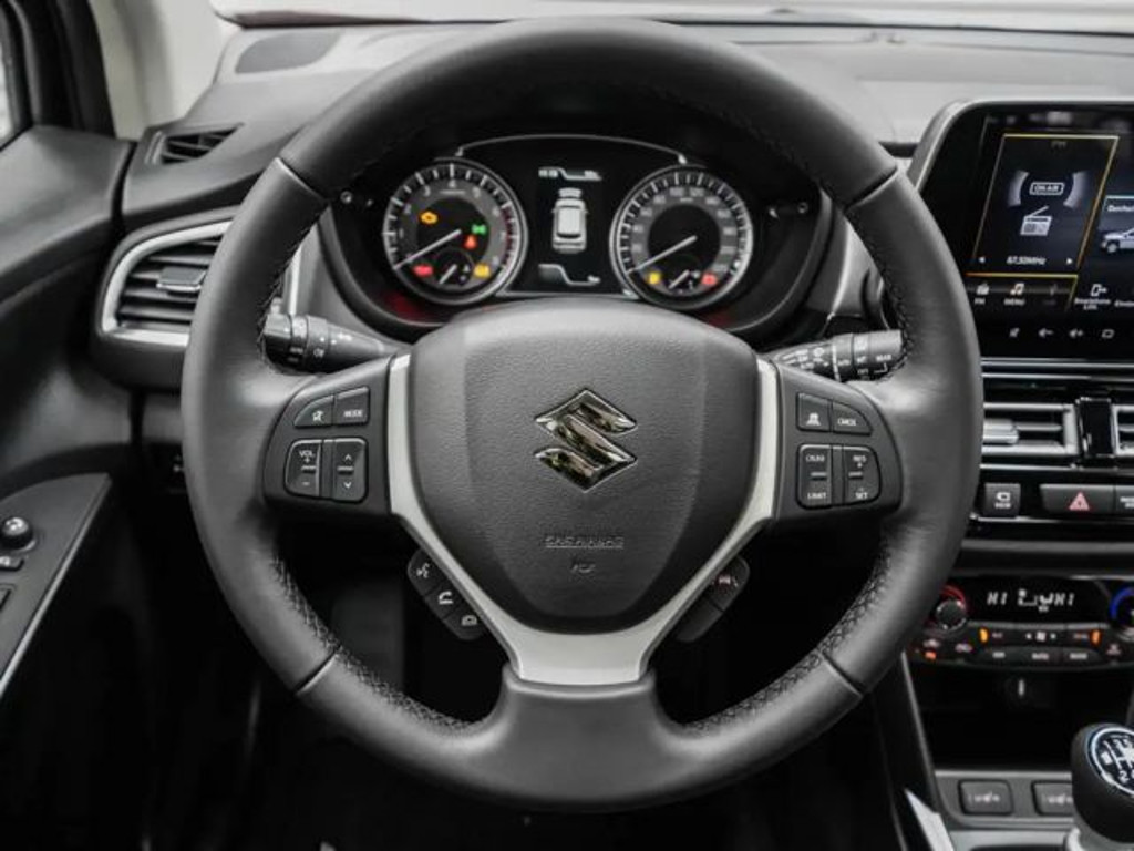 Suzuki S-Cross