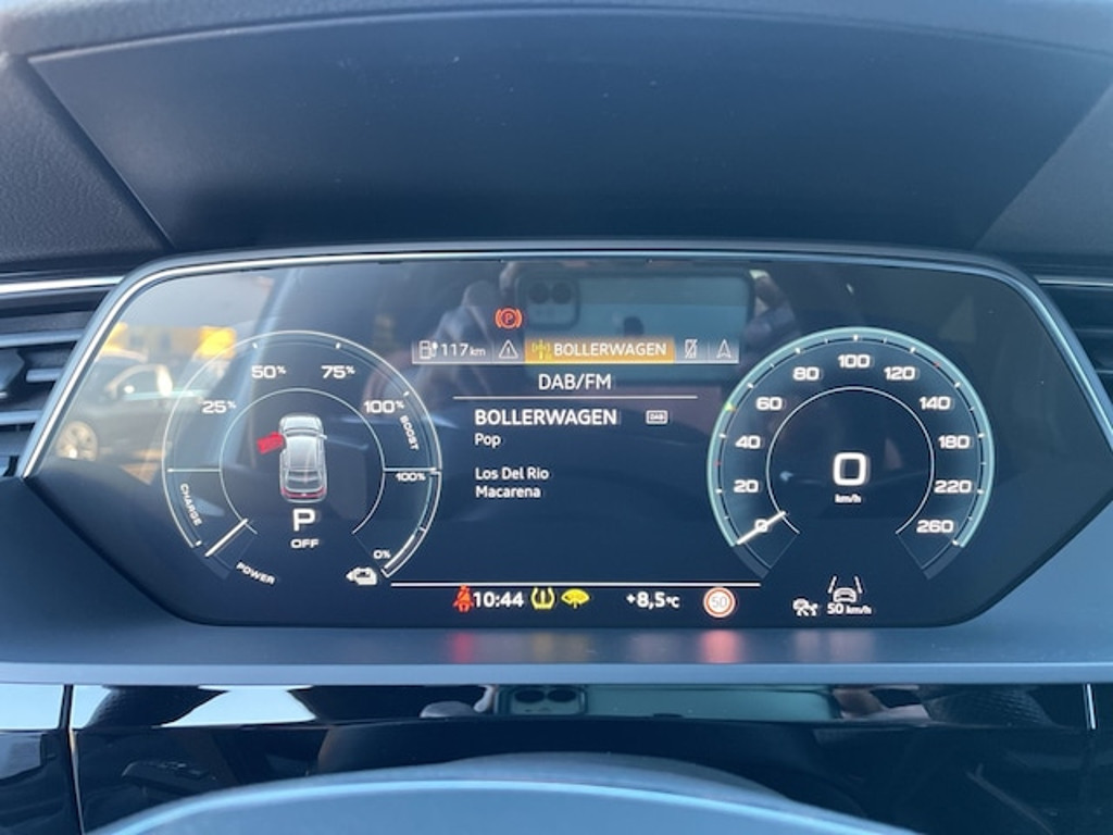 Audi e-tron