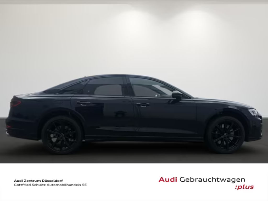 Audi S8