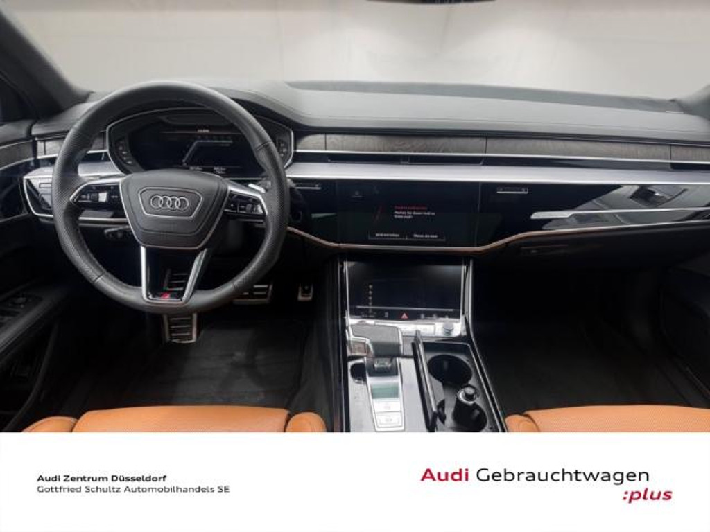 Audi S8