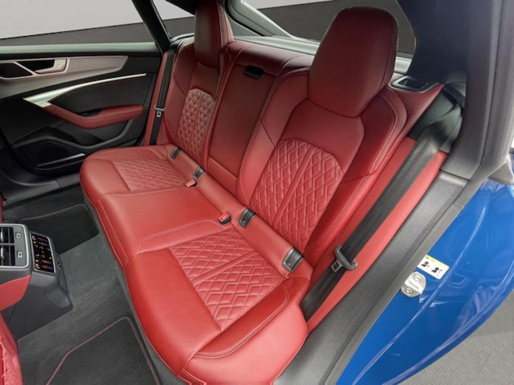Audi S7
