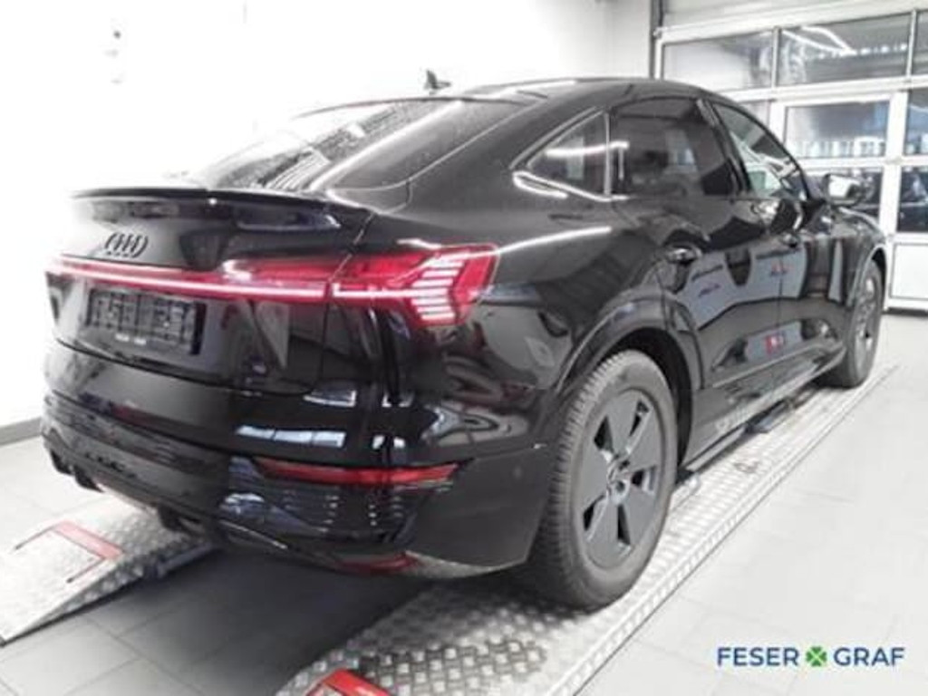 Audi Q8 e-tron