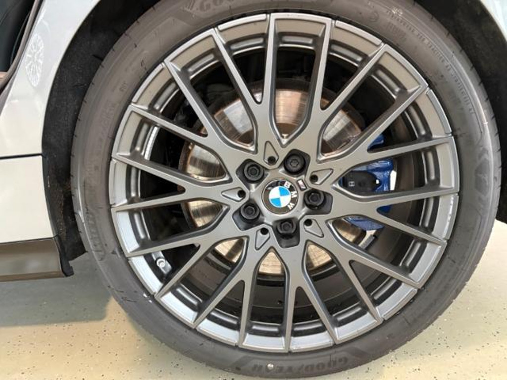 BMW M235