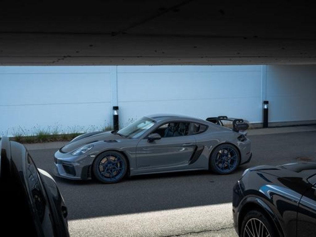 Porsche Cayman