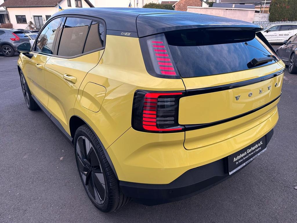 Volvo EX30