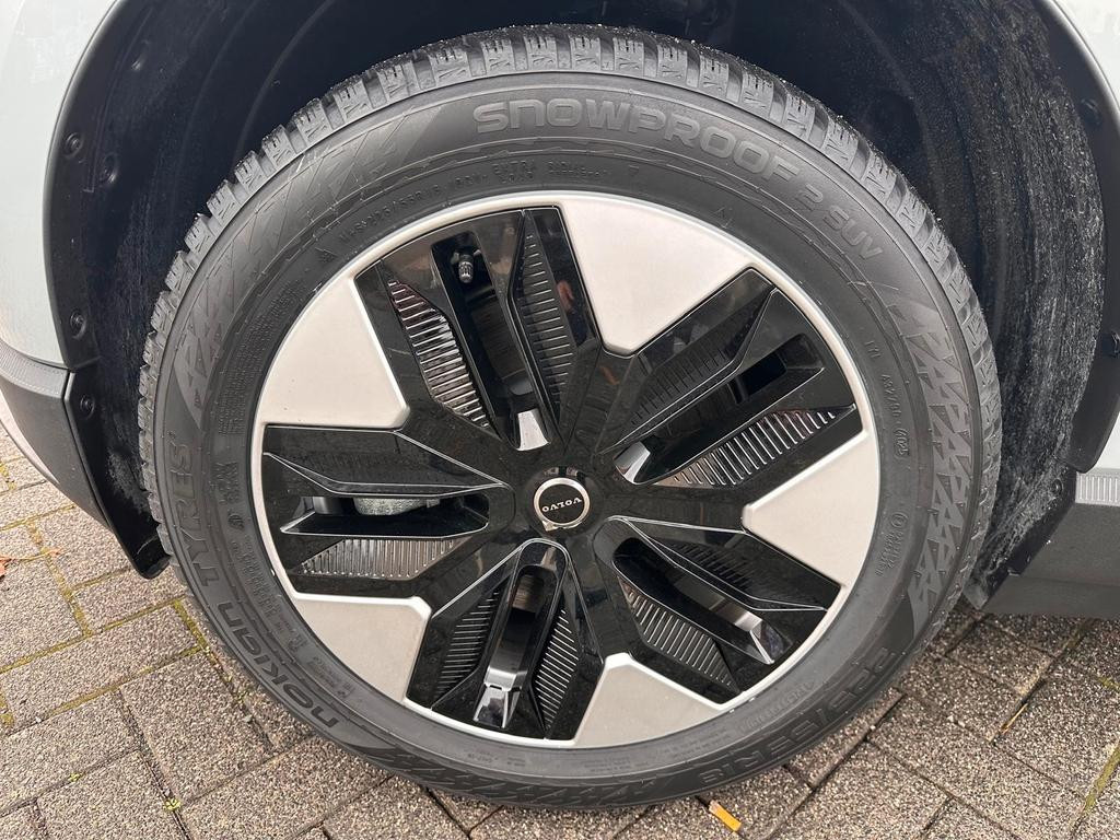 Volvo EX30