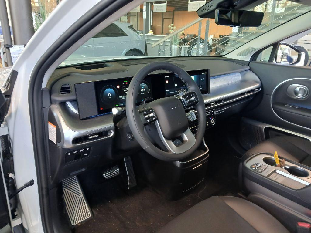 Hyundai IONIQ 9